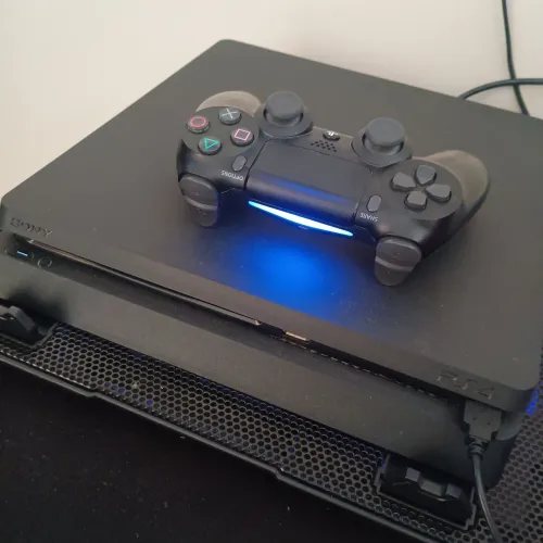 Playstation 4 Slim 1Tb ?