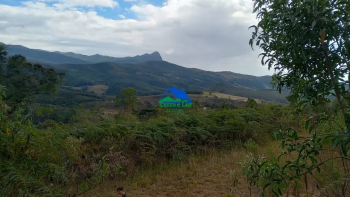 Terreno à venda no bairro Cangalha, Aiuruoca - MG