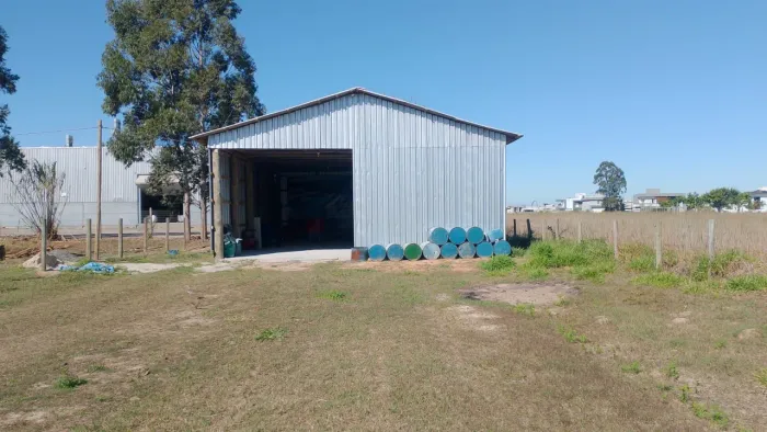 Alugo pavilhão