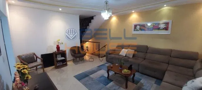 Sobrado a venda ou locação com 3 quartos, 4 vagas - Jardim Utinga, Santo André