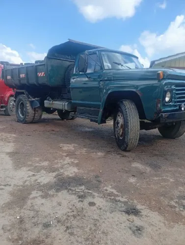 F600 caçamba