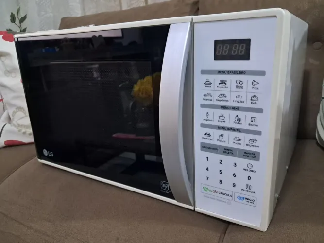 MICROONDAS LG ( COM GARANTIA )