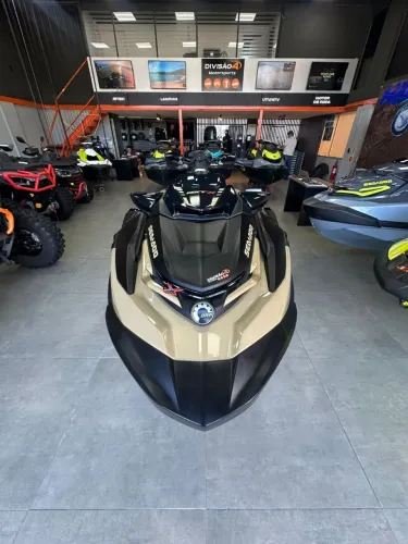 Jet Ski Sea Doo RXT 325 ano 2025