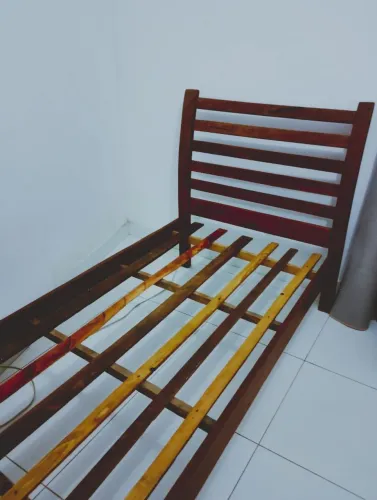 Cama de Solteiro Madeira Maciça 