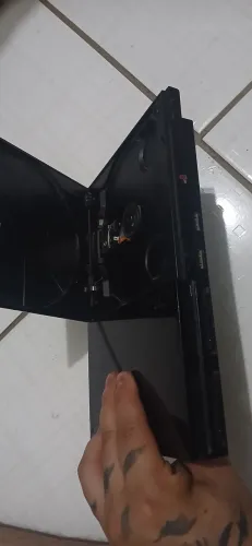 PS2 com DEFEITO (Memory Card + Cabos (Liguei e dá imagem)
