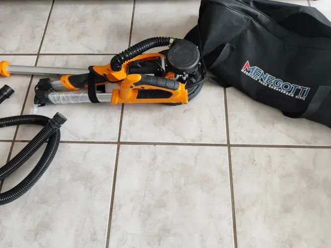 LIXADEIRA PROFISSIONAL MENEGOTT