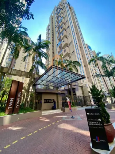 LOCAÇÃO - DUPLEX EXCLUSIVO COM 2 SUÍTES E 2 VAGAS - MOEMA