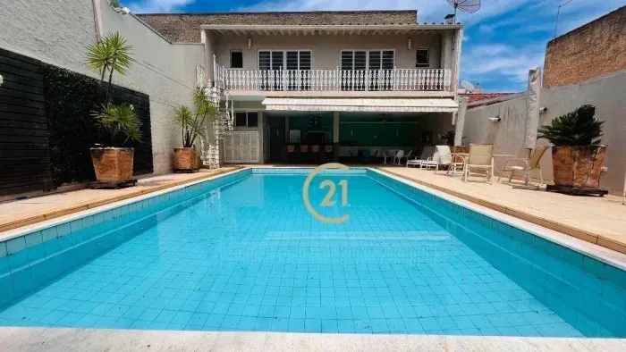 Casa térrea para Venda ou Aluguel no Centro em Indaiatuba/SP - CA3465