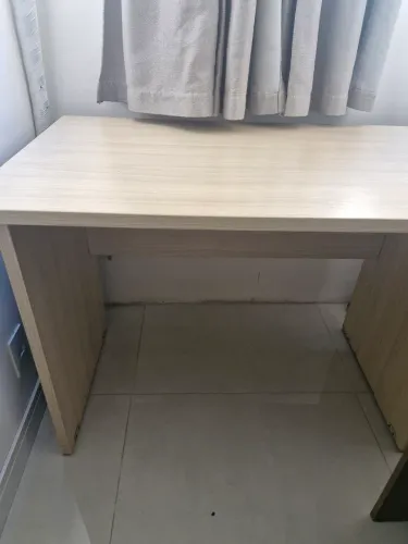 Mesa de estudos e trabalho