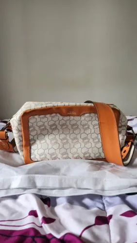 Bolsa Arezzo