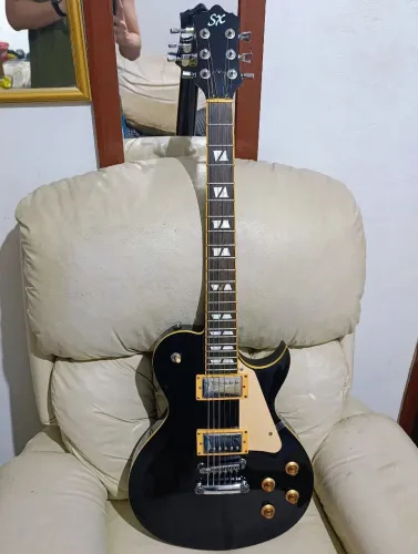 Guitarra Les Paul SX (Hard Case)
