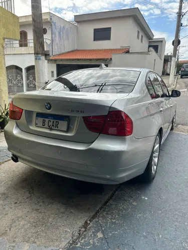 BMW 320I A 2010