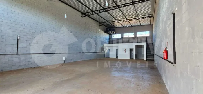 Galpão para aluguel, 3 vagas, LARANJEIRAS - UBERLANDIA/MG