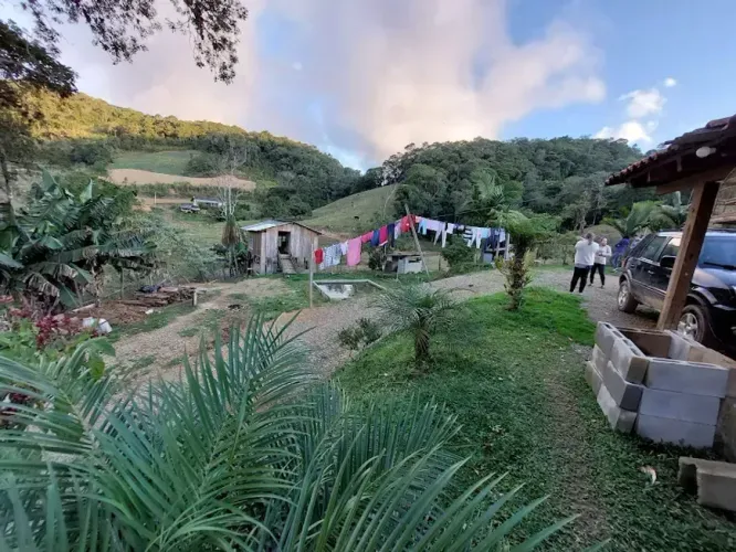 Imóvel para venda possui 3000 metros quadrados com 2 quartos