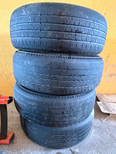 Pneu 265/70 R16 04 unidades