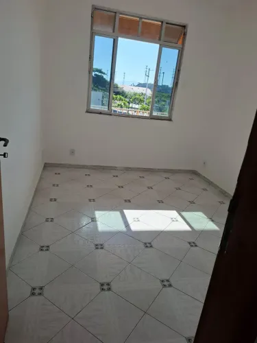 Alugo apartamento amplo (Parque Madureira)