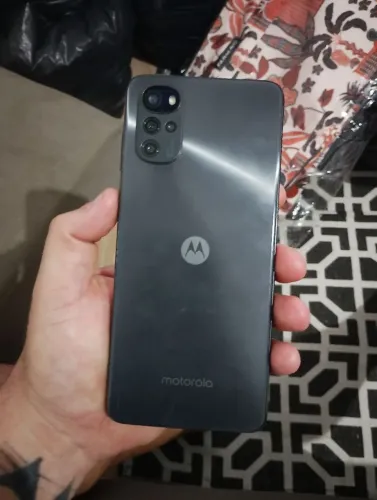 Moto G22 vem que tá barato