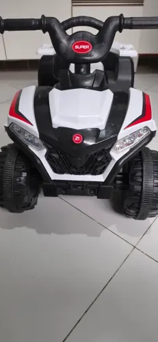 Moto elétrica infantil