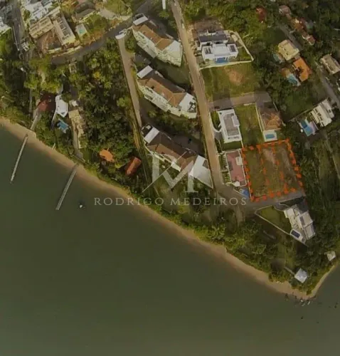Terreno - Terreno - Cacupé, Florianópolis - SC