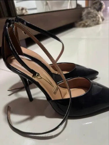 VENDO SCARPIN VIZZANO FEMININO 37