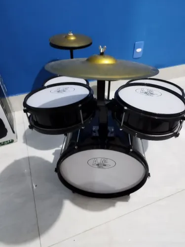 Bateria infantil