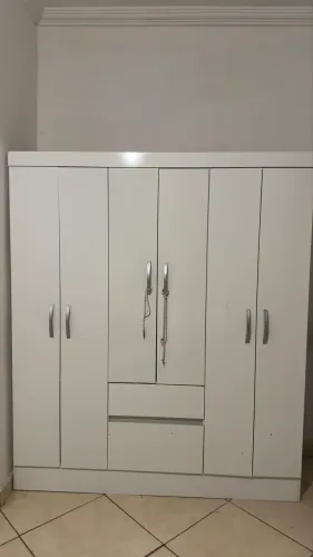Guarda roupa