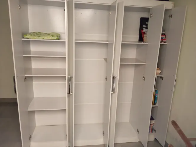 Vendo guarda-roupa 7 portas