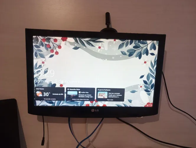 TV LG 22? Modelo 22LH20R + Receptor e Antena - Funcionando Perfeitamente