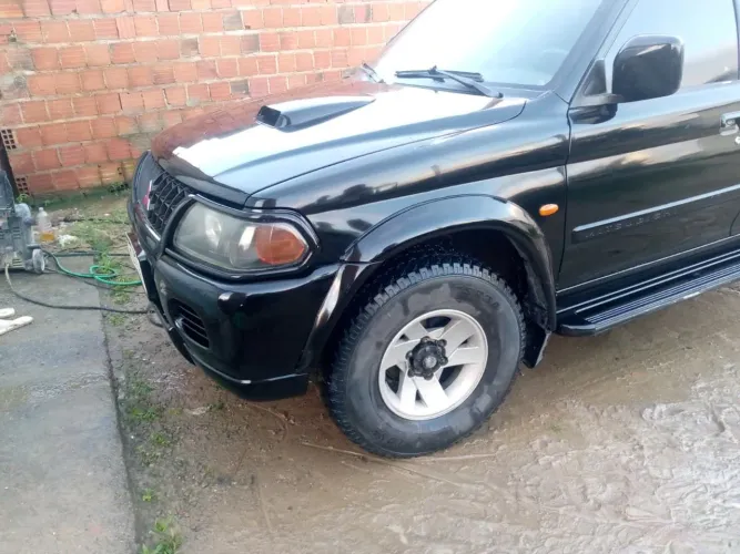 Mitsubishi Pajero Sport HPE 2.4 4X4 Diesel Aut. 2000