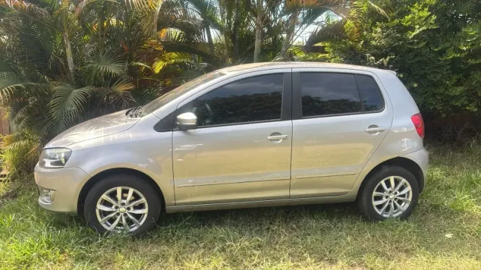 Volkswagen Fox 1.0 MI Total Flex 8V 5P 2014