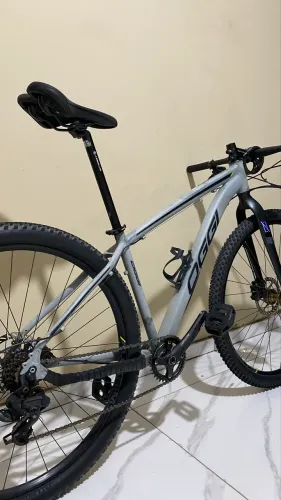 Bike Oggi Aro 29 Garfo Rígido TSW Quest Com Kit Absolute