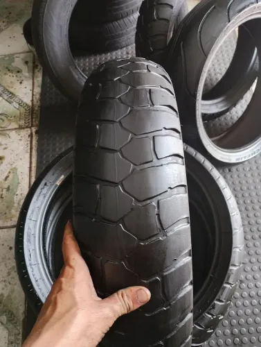 Pneu moto 150 70 17