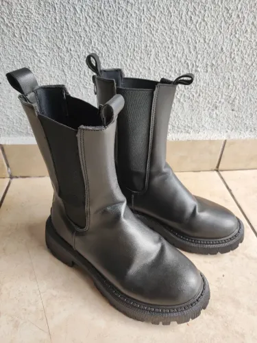 Vendo bota usada 