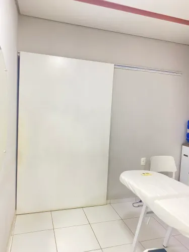 Porta de correr com trilho