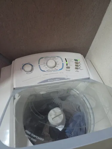 Máquina de lavar 12kg Electrolux - LT12