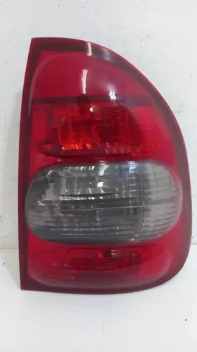 Lanterna Corsa Classic Sedan 2000 2010 Lado Esquerdo 17876 Direito