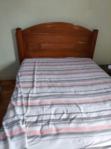 Cama de casal madeira Maciça cerejeira 