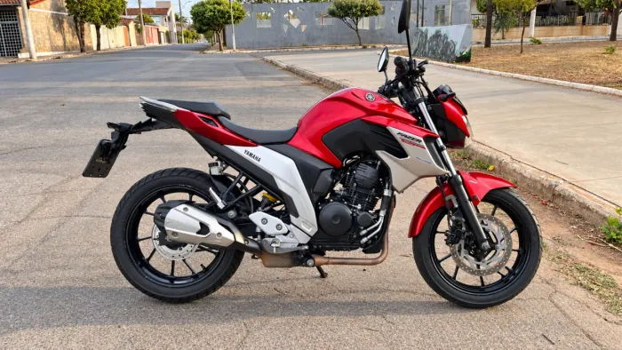 YAMAHA FAZER 250 2019/2020 VERMELHA REVISADA