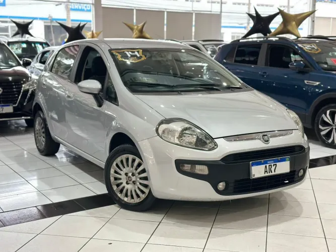 Fiat Punto Attractive 1.4 Fire Flex 8V 5P 2014