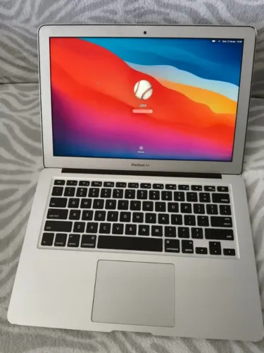 MAC BOOK AIR 2014