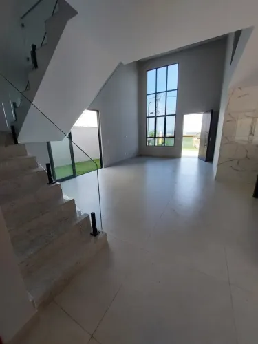 Vendo Casa em Condomínio com estrutura de lazer completa e segurança Alphaville R.O