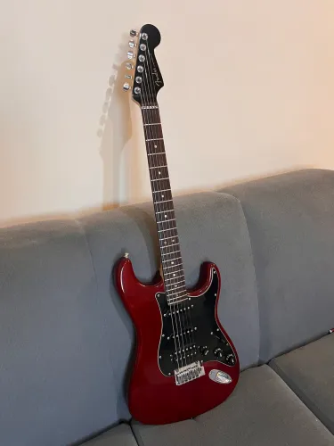 Fender Strato Deluxe Select