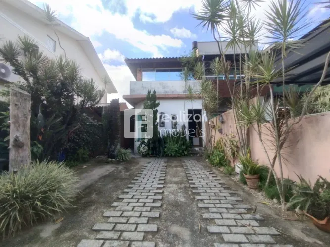 Casa 2 quartos no bairro Campeche - Florianópolis