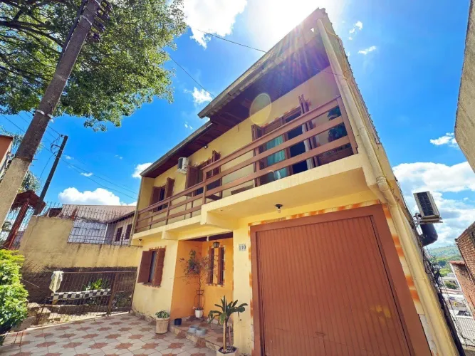 Casa com 3 dormitórios 1 suíte e 2 vagas a venda no Jardim Carvalho