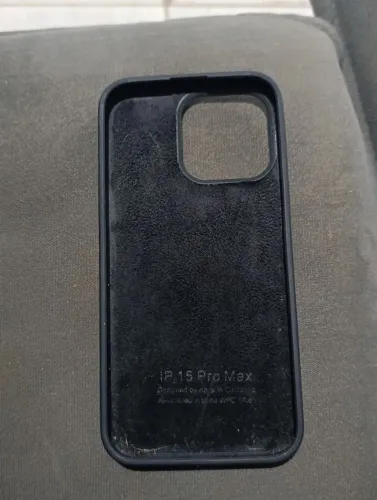 Capinha preta iPhone 15 pro Max 