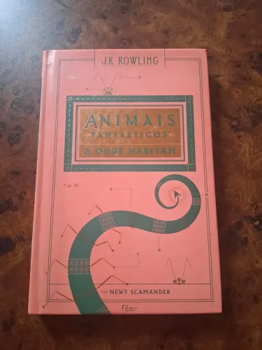 Livro "Animais Fantásticos e Onde Habitam"