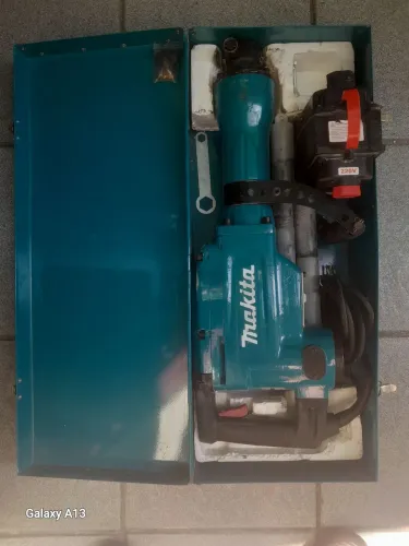 MARTELETE ROMPEDOR PROFISSIONAL MAKITA + TRANFORMADOR
