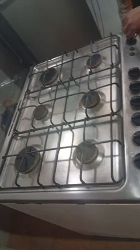 Vendo fogão de 6 bocas 350 reais