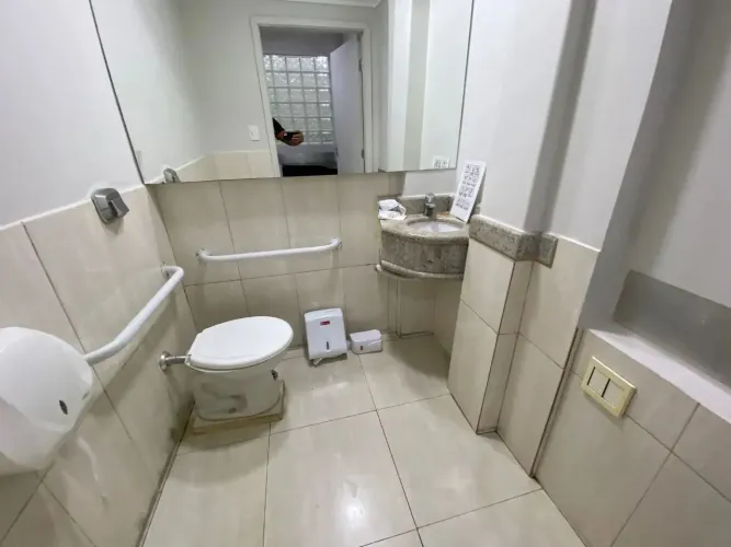 Casa Comercial disponível para locação no bairro Centro em Uberlândia-MG