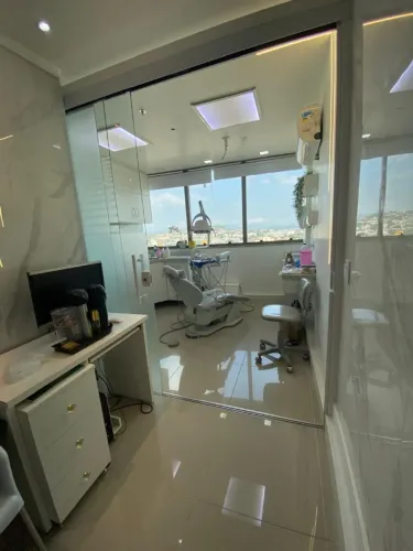 Alugo Consultório Odontológico 27m² | Pronto para Uso - R$ 1650 - Alcântara